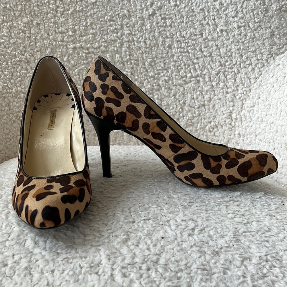 Cheetah print heels 7.5